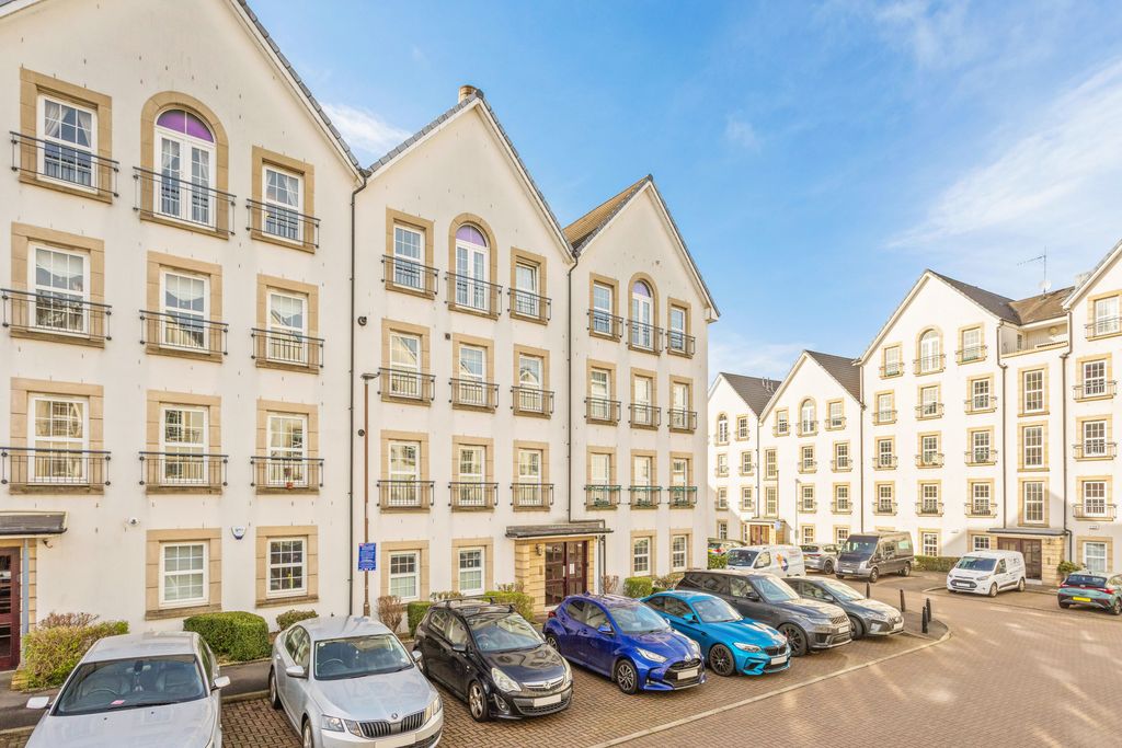 Property photo 1 of 23 Primary Property Image