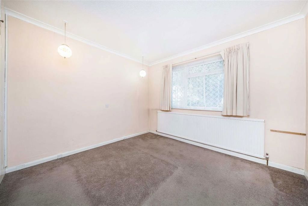 Property photo 3 of 5
