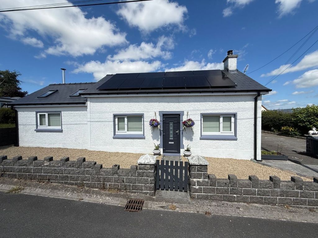Property photo 2 of 46