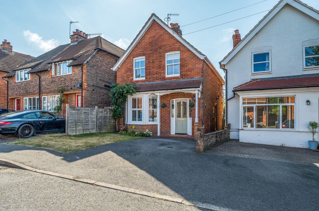 Property photo 1 of 13 1326668-2-687A6E9...