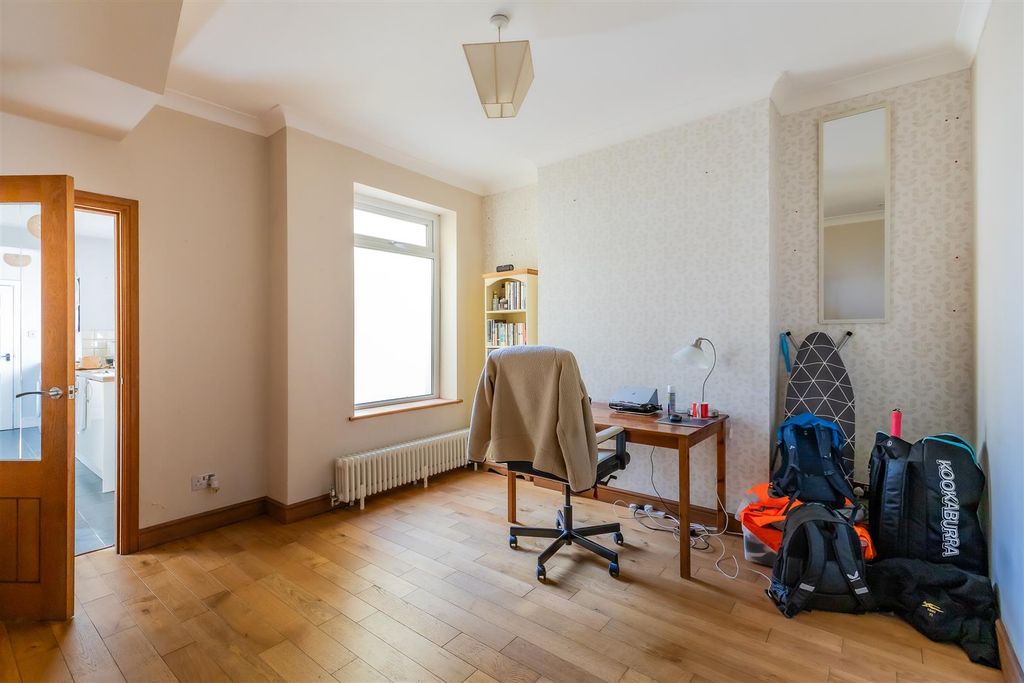 Property photo 3 of 12 44 (3 Of 12).Jpg