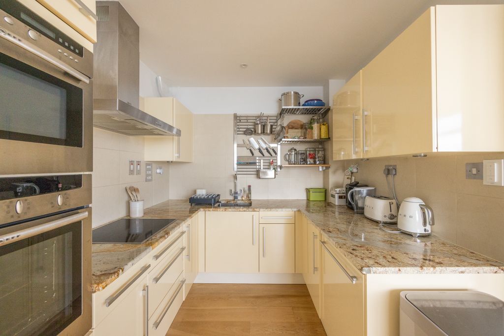 Additional image 12 of 2 bed flat for saleElizabeth Avenue, St. Peter Port, Guernsey GY1