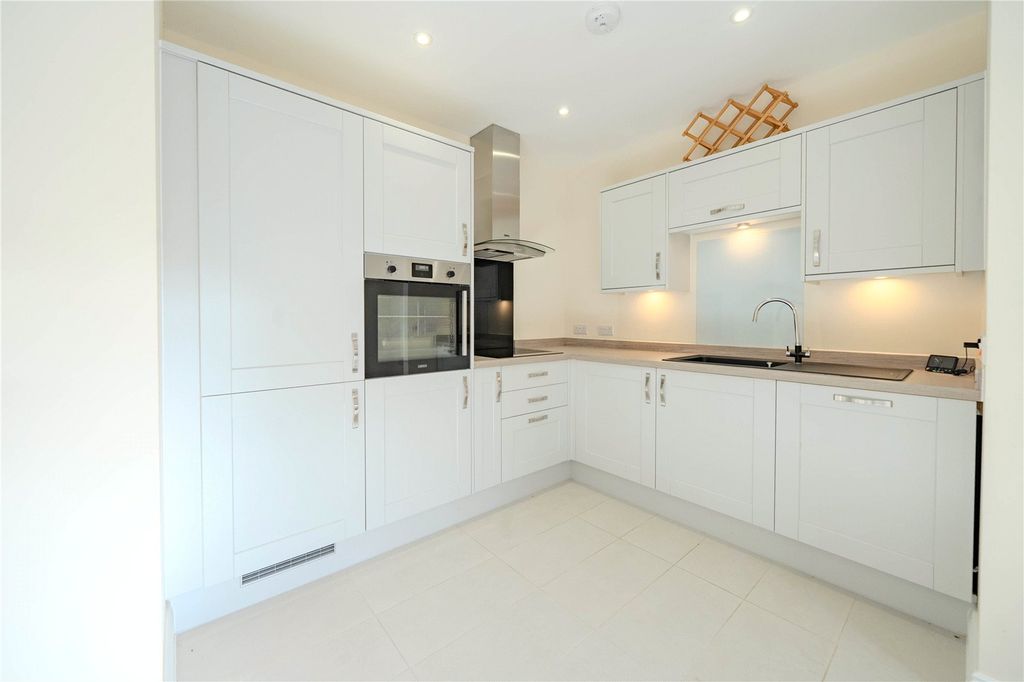 Property photo 2 of 8 Picture No. 05