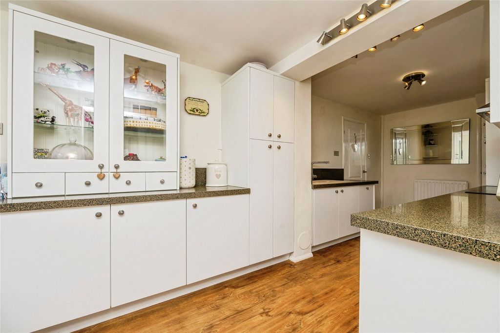 Property photo 3 of 24 Kitchen