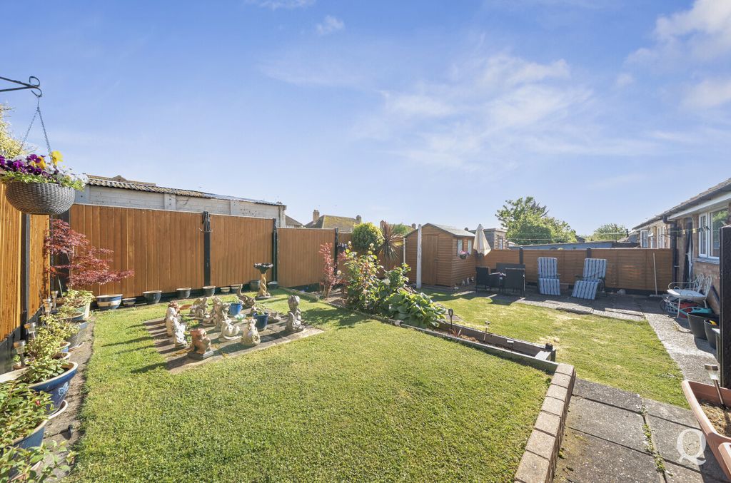 Property photo 3 of 17 1F8B6153-2971-448...