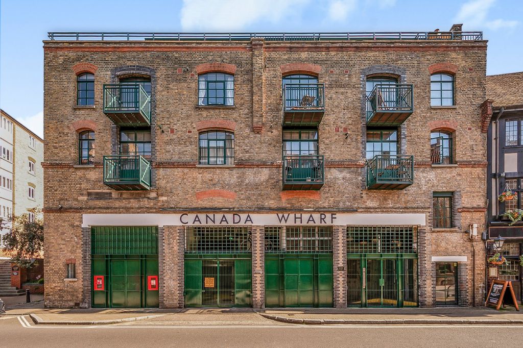 Property photo 2 of 16