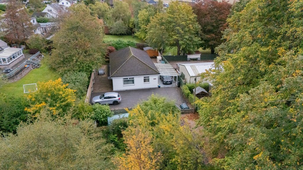 Property photo 1 of 34