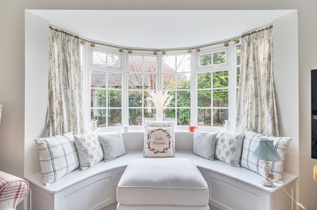 Property photo 3 of 26