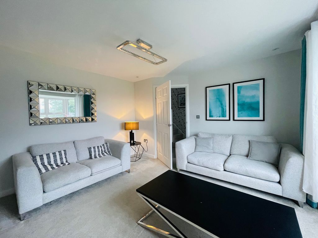 Property photo 2 of 23