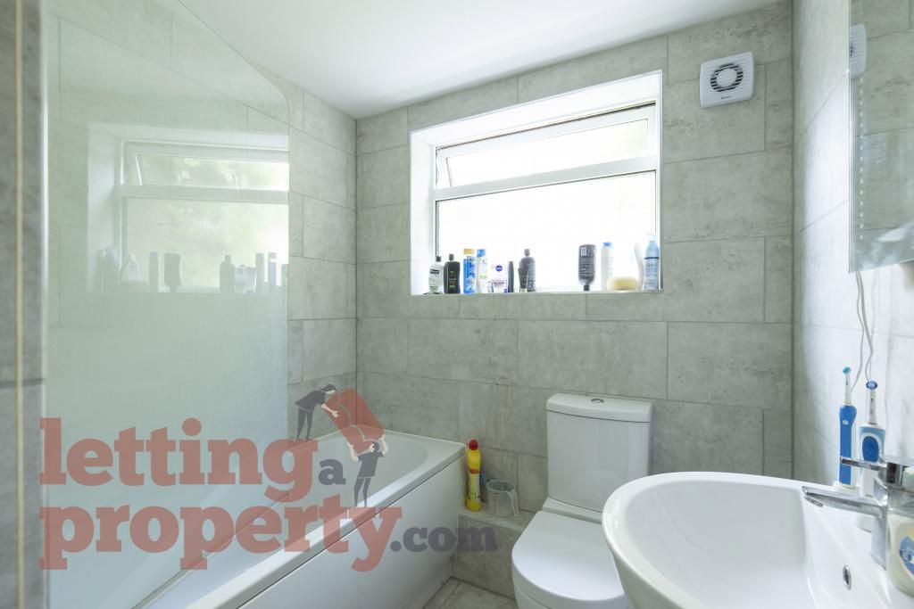 Additional image 8 of 4 bed terraced house to rentLymore Gardens, Bath BA2