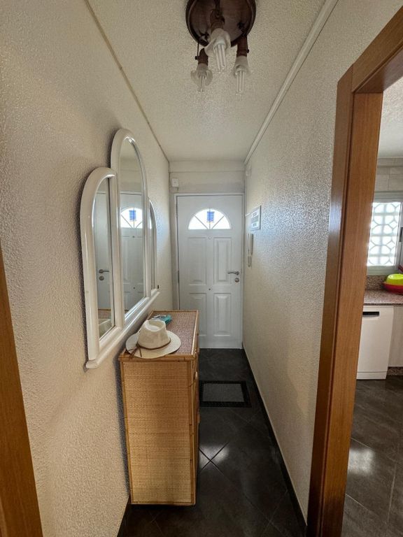 Property photo 3 of 40