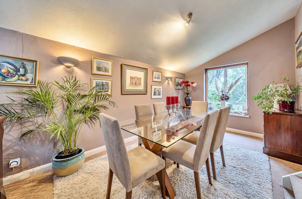 Property photo 3 of 18 1401966-6-6978c87...