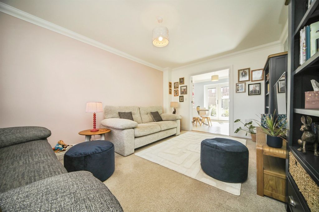 Property photo 2 of 15
