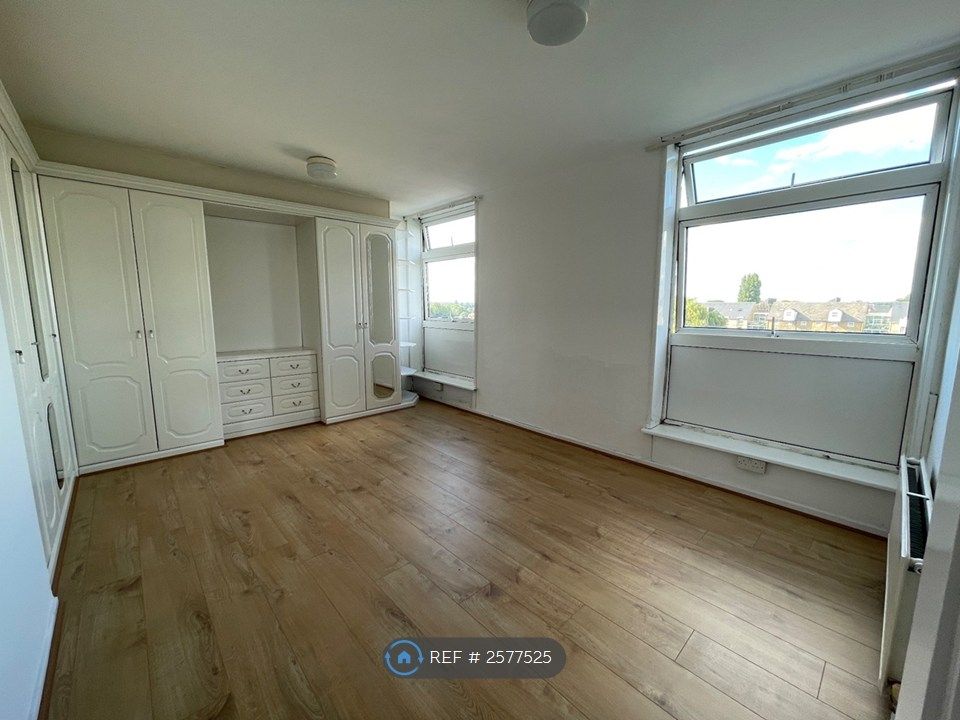 Property photo 3 of 14 Bedroom