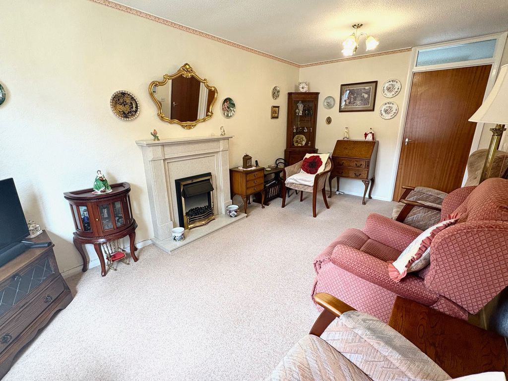 Property photo 3 of 9