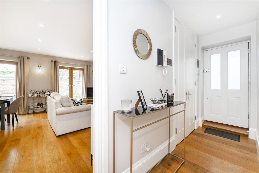 Property photo 3 of 16 Helliwell & Co.