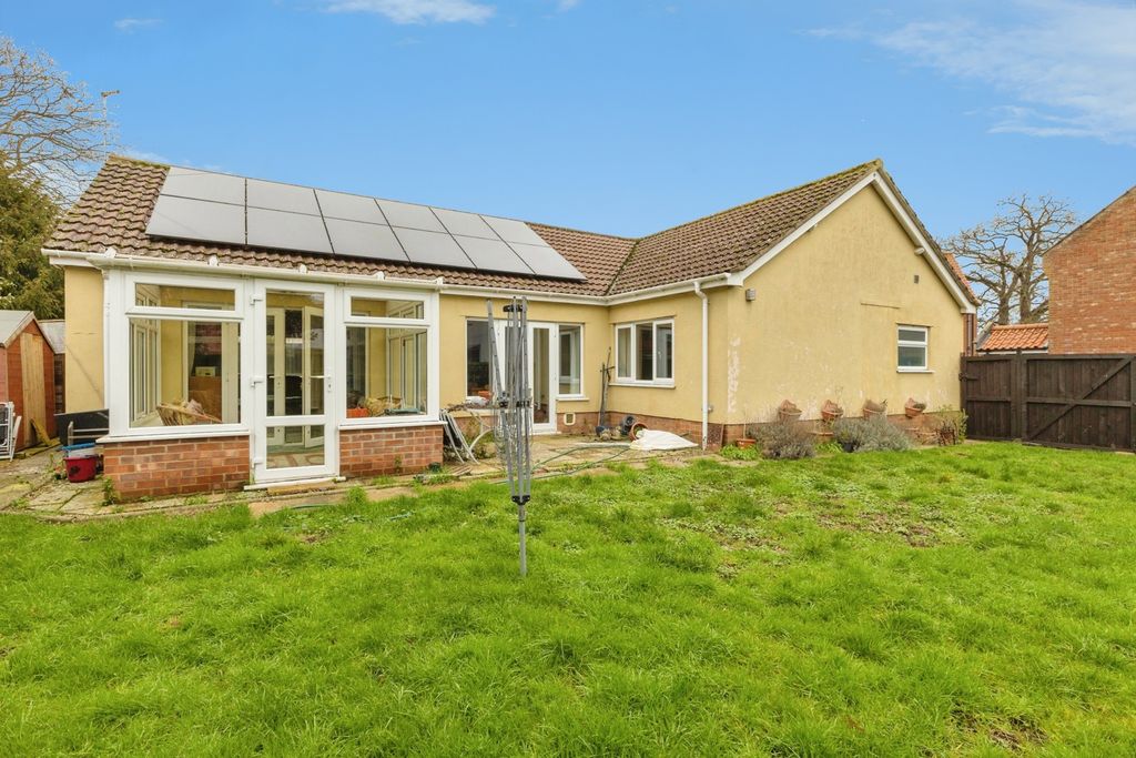 Property photo 1 of 17 Pbox-Img.Jpg