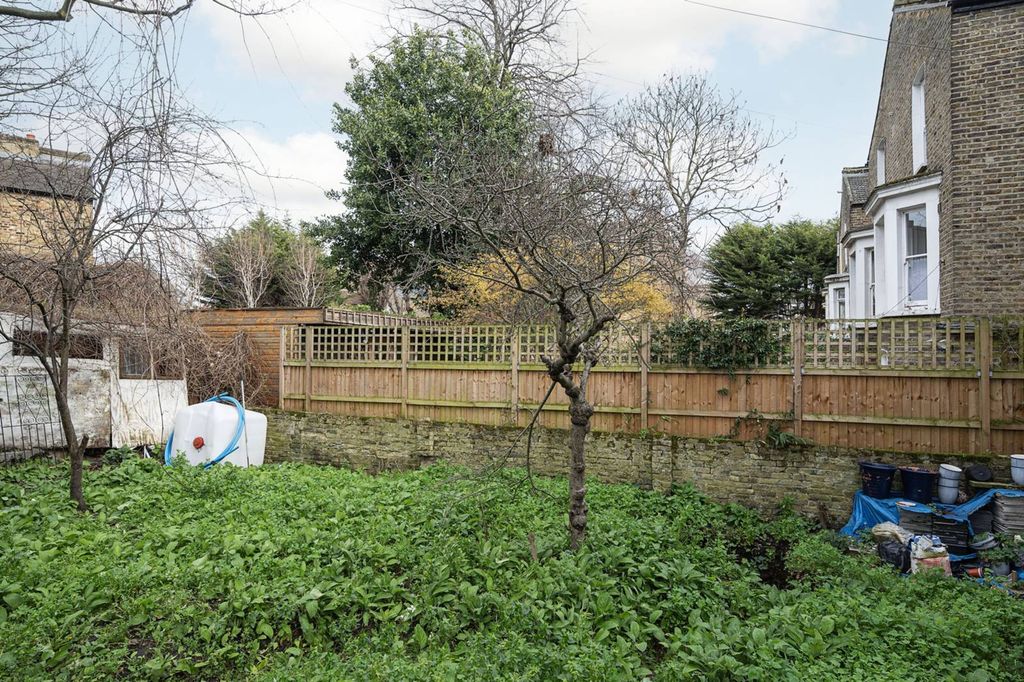 Property photo 3 of 3