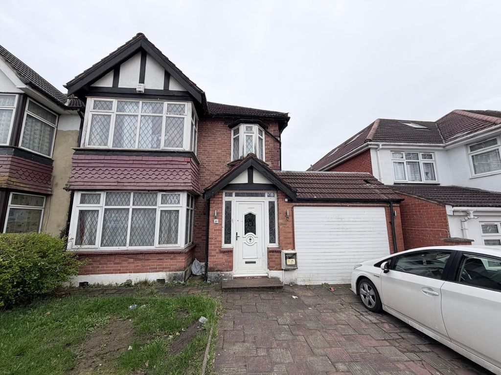 Property photo 1 of 15 Semi-Detached Property For Sale