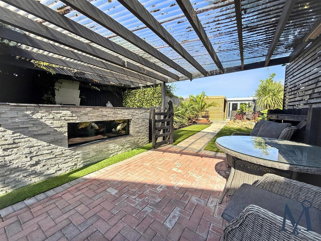 Property photo 2 of 30 Rear Garden