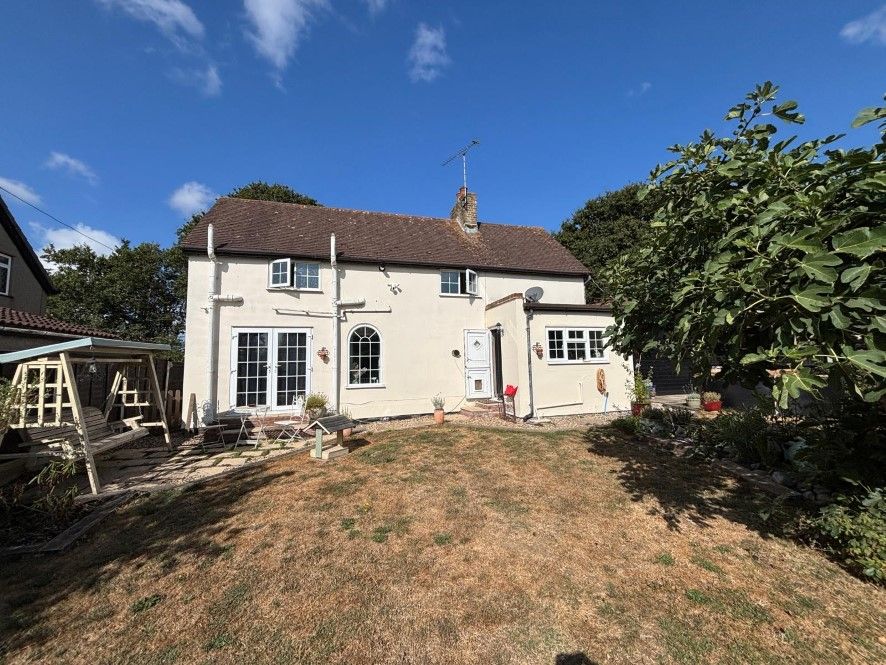 Property photo 2 of 18