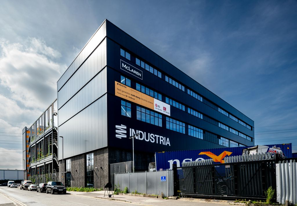 Property photo 2 of 20 20230903Industria113.Jpg