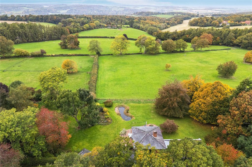 Property photo 3 of 43 Goring Gap View