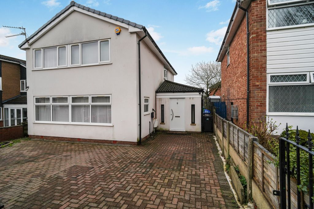Additional image 2 of 5 bed detached house for saleGleneagles Avenue, Hopwood, Heywood OL10