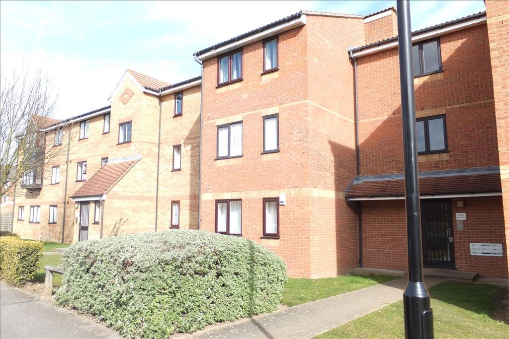 Property photo 1 of 6