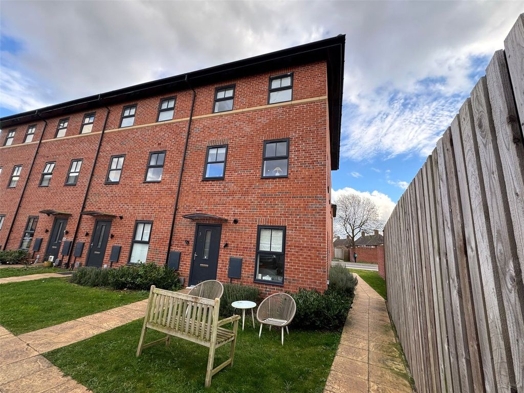 Property photo 1 of 10 Picture No. 16