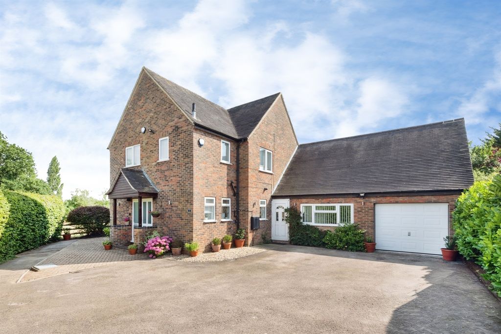 Property photo 1 of 18