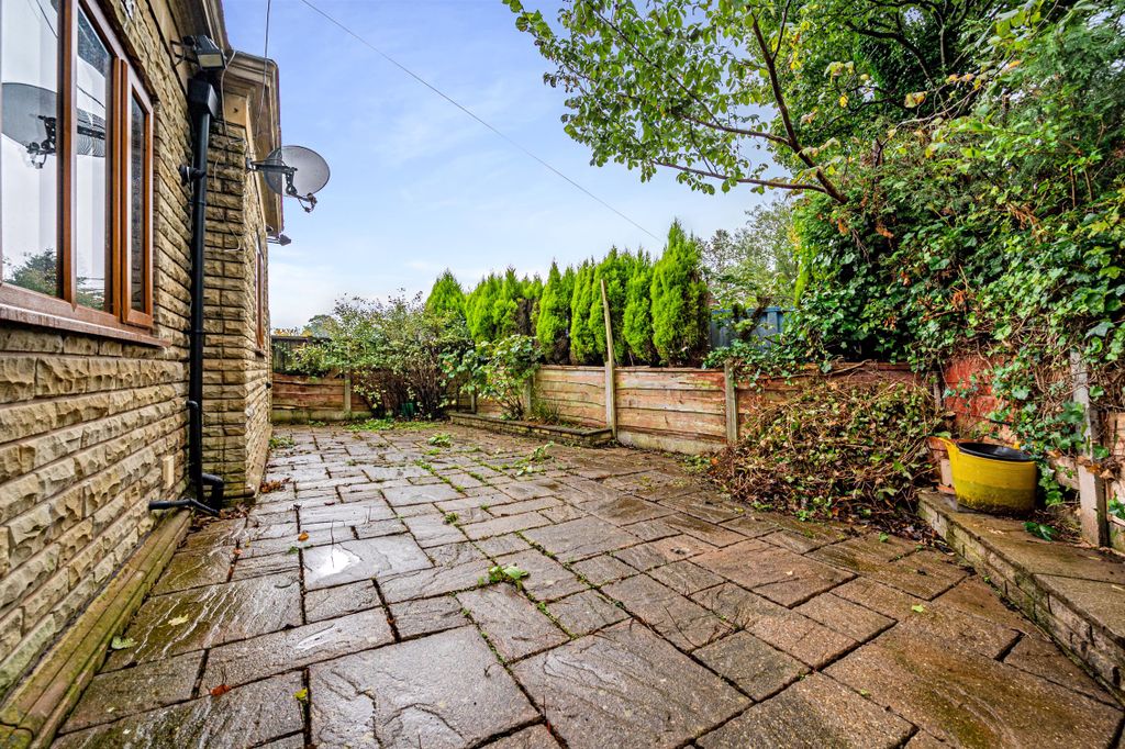 Property photo 2 of 14 Photo 13