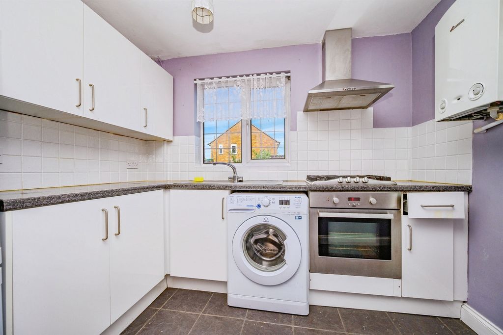 Property photo 3 of 14