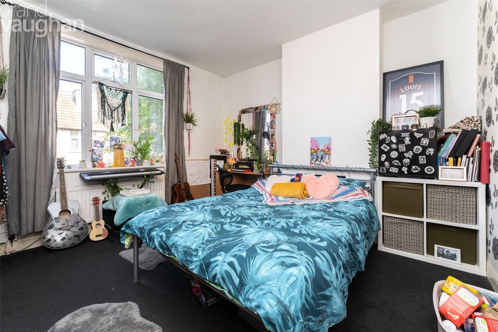 Property photo 2 of 14 Picture No. 05