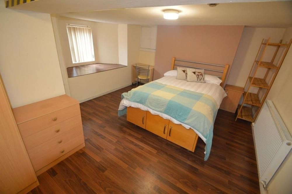 Property photo 1 of 2 Photo 4