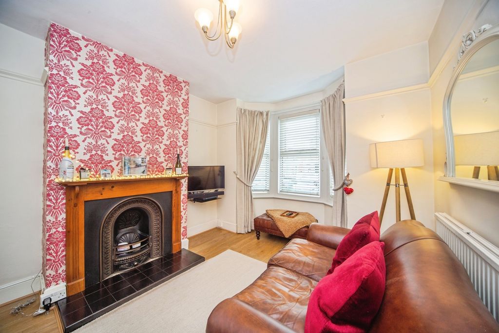 Property photo 2 of 15 Pbox-Img.Jpg