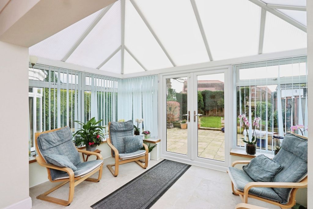 Property photo 3 of 23 Pbox-Img.Jpg