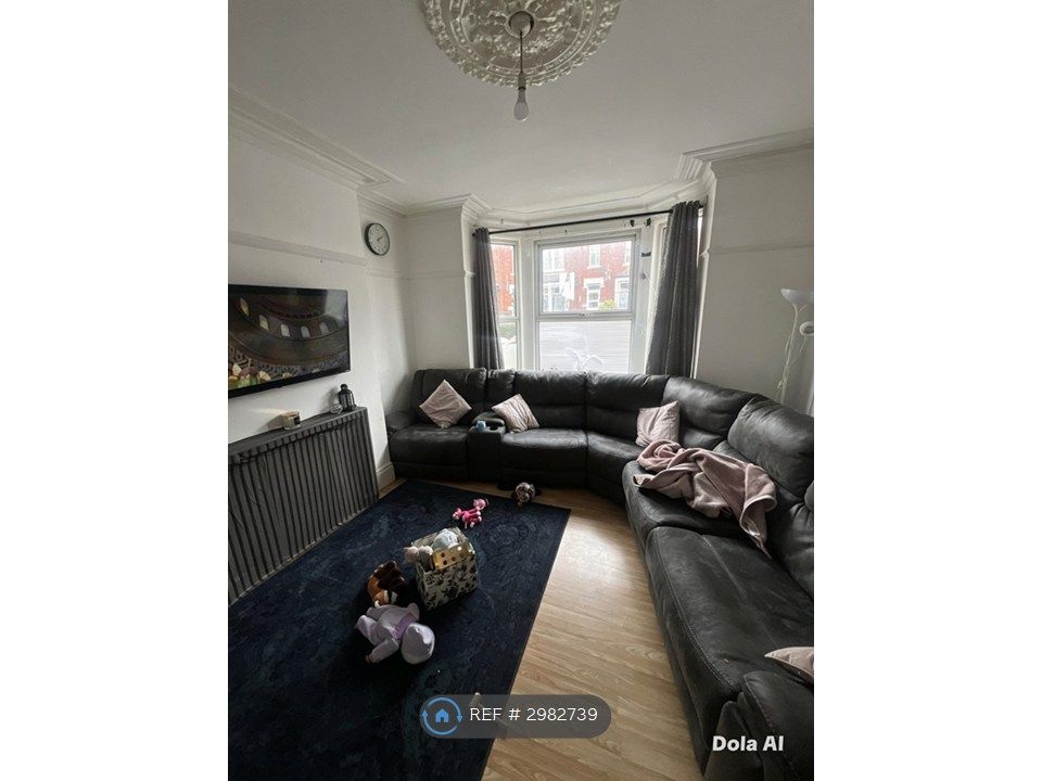 Property photo 2 of 9 Living Room