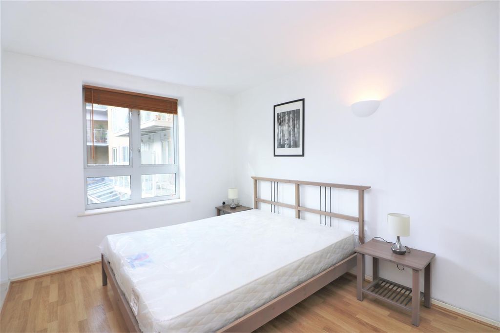 Property photo 3 of 8 Ionian Building.Jpg