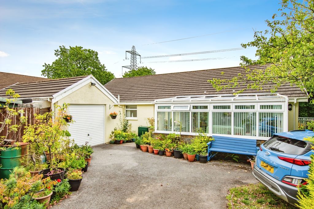 Property photo 1 of 17 Photography