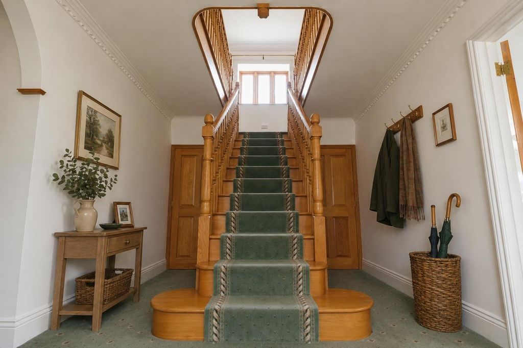 Additional image 8 of 5 bed detached house for saleMeadow Way, Silver Street BA5