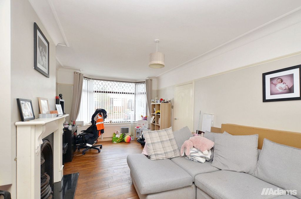 Property photo 3 of 14