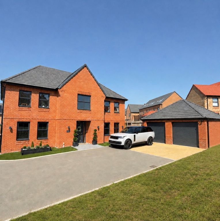 5 bed detached house for saleLeighton Buzzard LU7