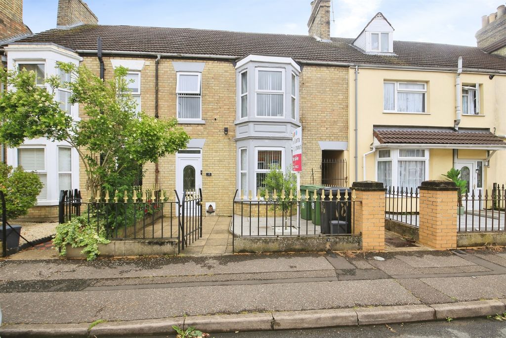 Property photo 1 of 20