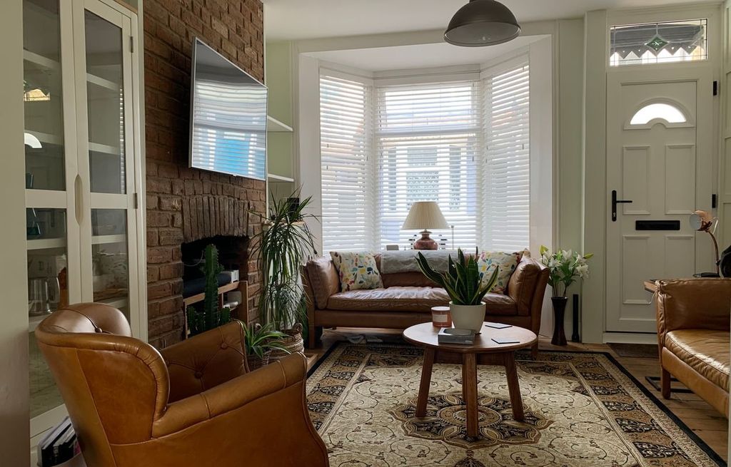 Property photo 2 of 11 Picture 2