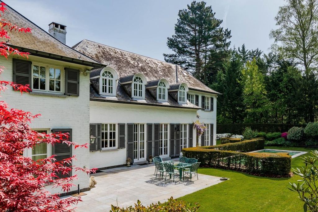 Property photo 3 of 23