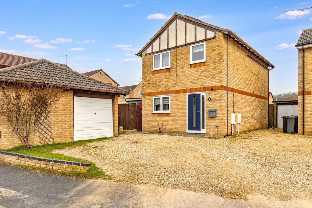 Property photo 1 of 25 3994473