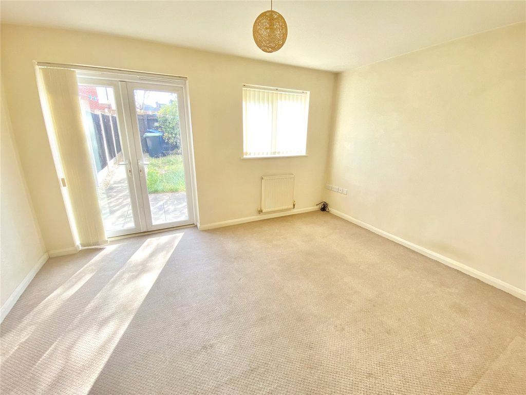 Property photo 2 of 11 Picture No. 09