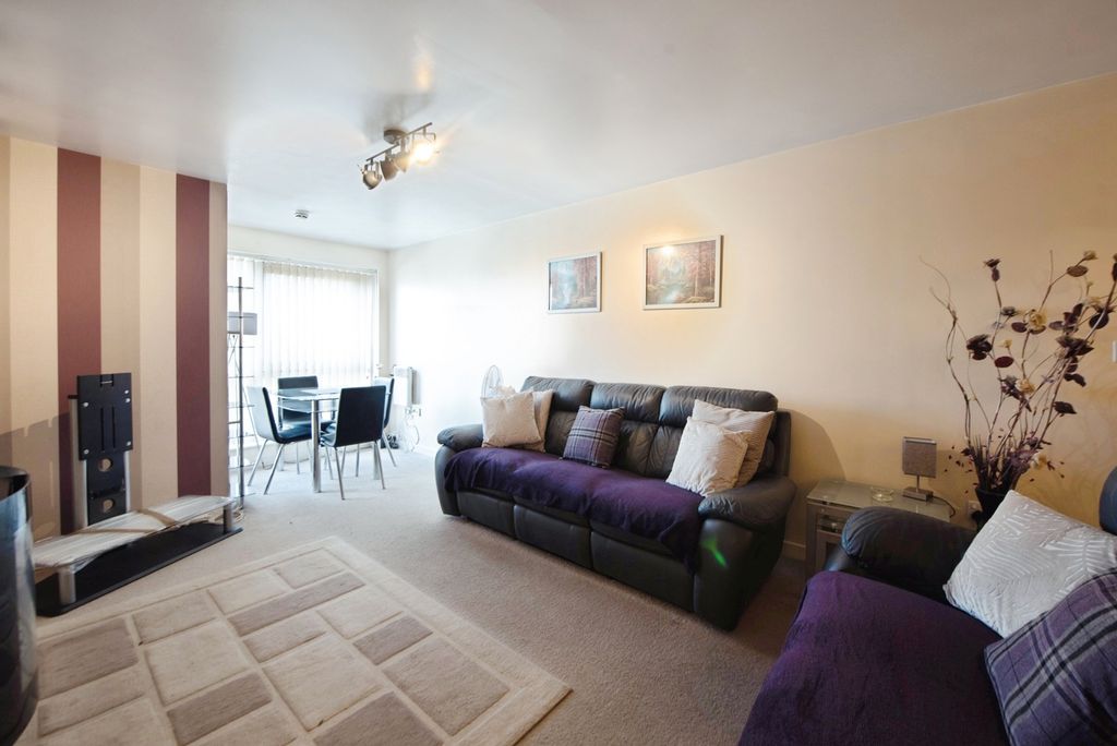 Property photo 2 of 11 Pbox-Img.Jpg