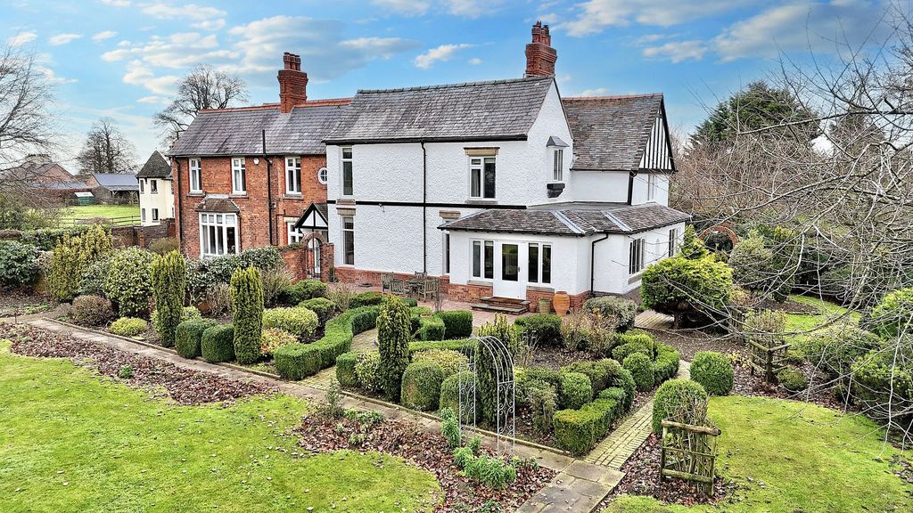 Property photo 1 of 41